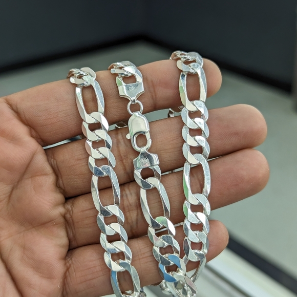 925 Sterling Silver Figaro Chain 10mm 24 inches - Picture 9 of 12